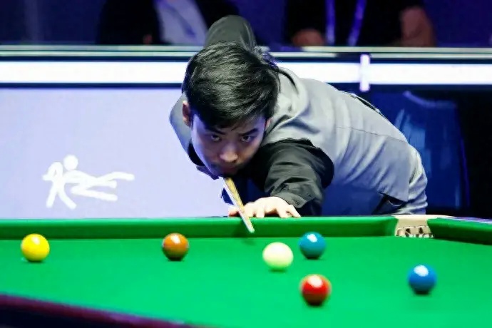 在全球化背 在全球化背