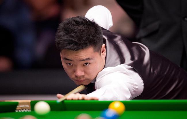 一位的手中 一位的手中